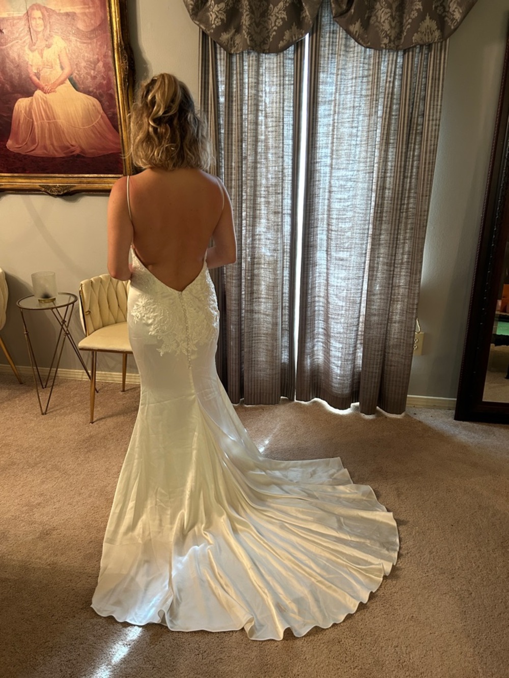 Elegant White Lace Wedding Gown